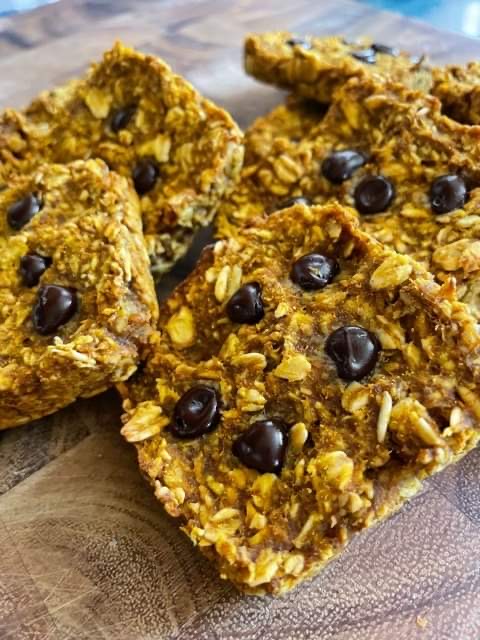 Oatmeal and Pumpkin Pie Spiced Breakfast Bake - Two points each on Weight Watchers Blue and Green Plans One point on Purple!
